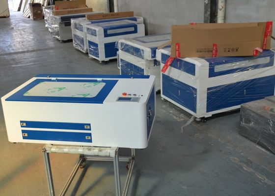 1600mm*1000mm CNC CO2 Laser Cutter Ceramics 60W-300W CO2 Engraving Machine