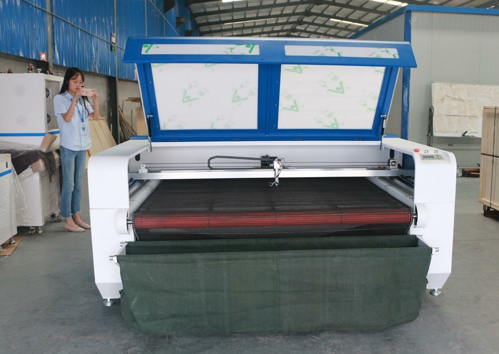 Fabrics Co2 Laser Cutting Engraving Machine